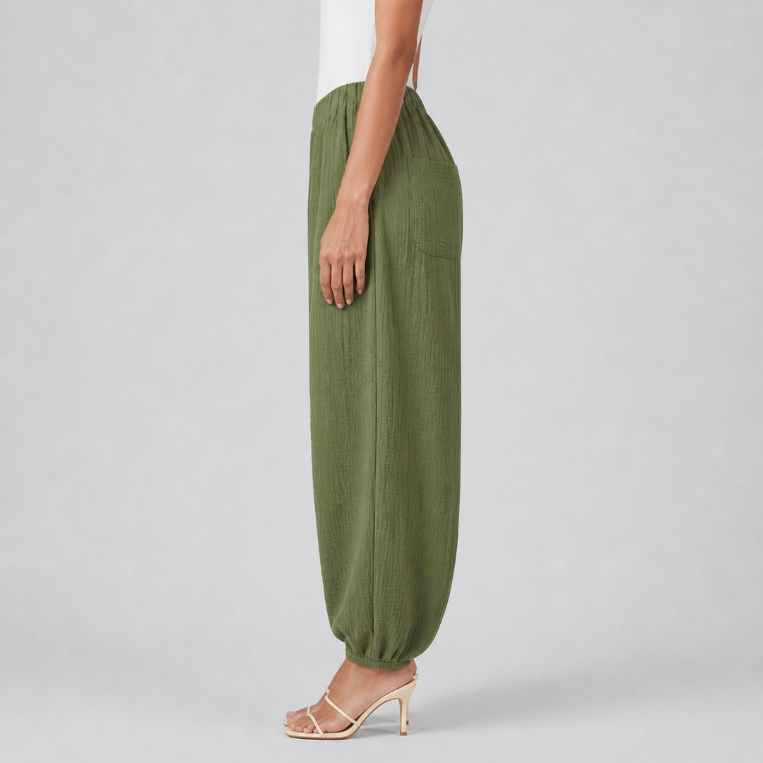 Women’s Loose-Fit Draped Trousers in Soft Cotton Blend