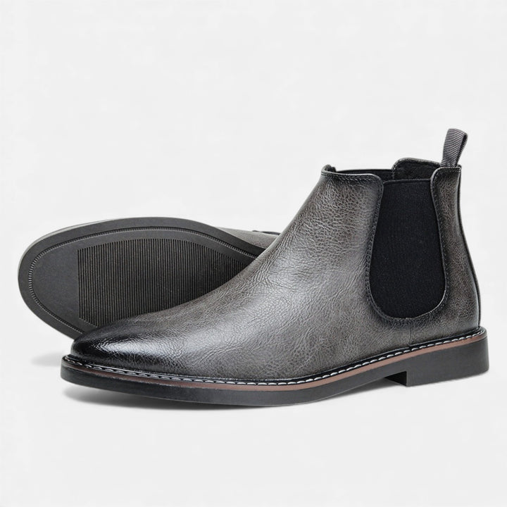 Men’s Retro Cowhide Boot – Vintage Country Poise