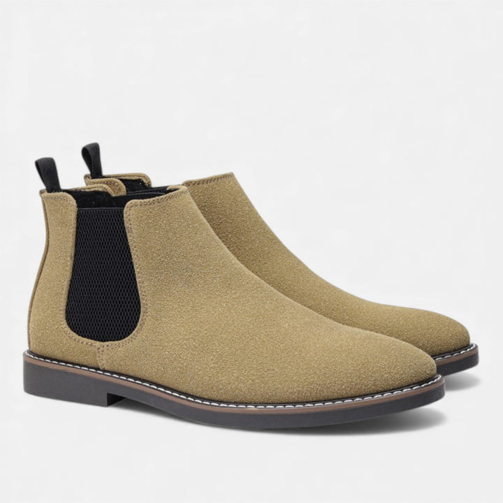 Men’s Retro Cowhide Boot – Vintage Country Poise